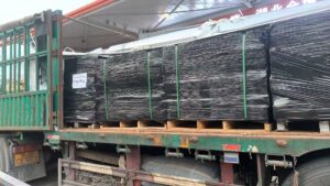 carbon steel vs stainless steel bolts